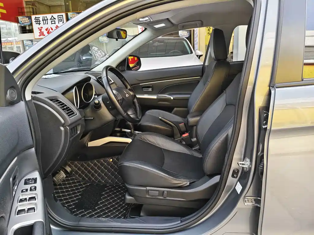 Mitsubishi ASX — миниатюра 3