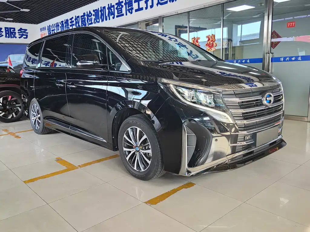 GAC M8 2021 390T Premium