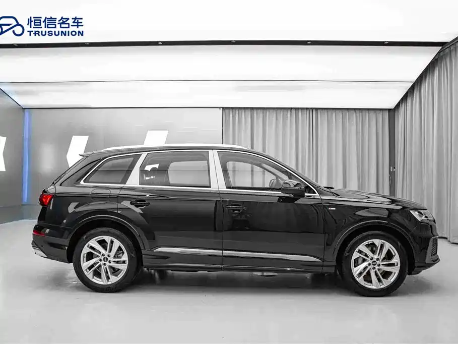 Audi Q7 2022 45 TFSI quattro S line Sport