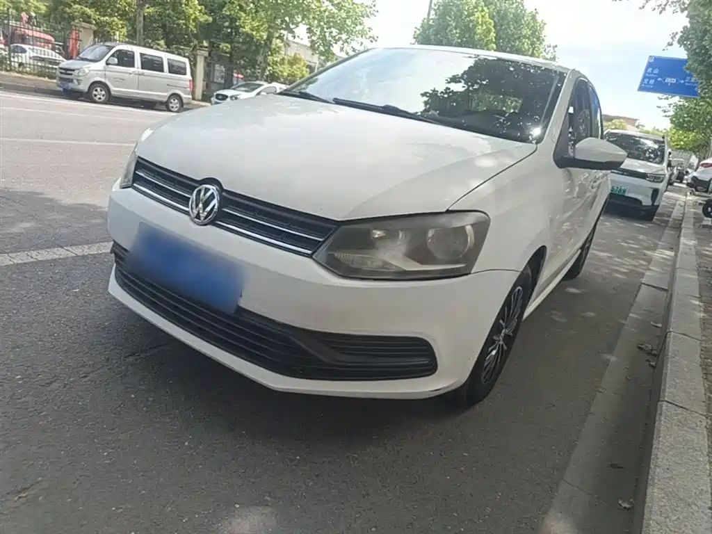 Купить Volkswagen Polo