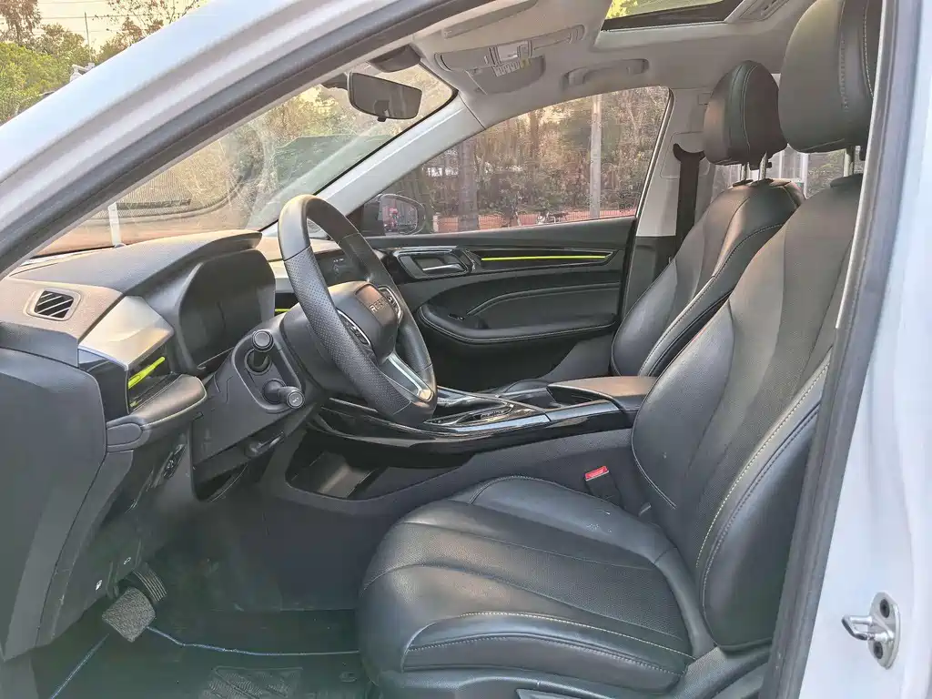 Roewe i5 Facelift 1.5L CVT Diamond Edition, фото 8