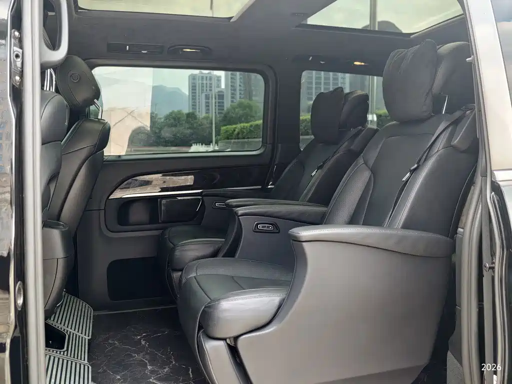 Mercedes-Benz V-Class — миниатюра 5