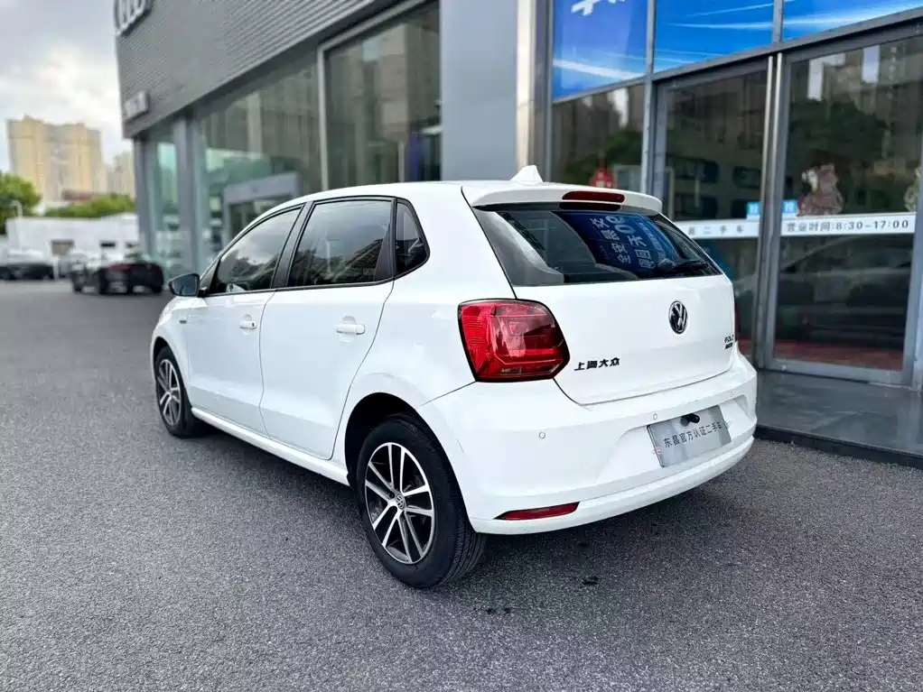 Volkswagen Polo — миниатюра 4