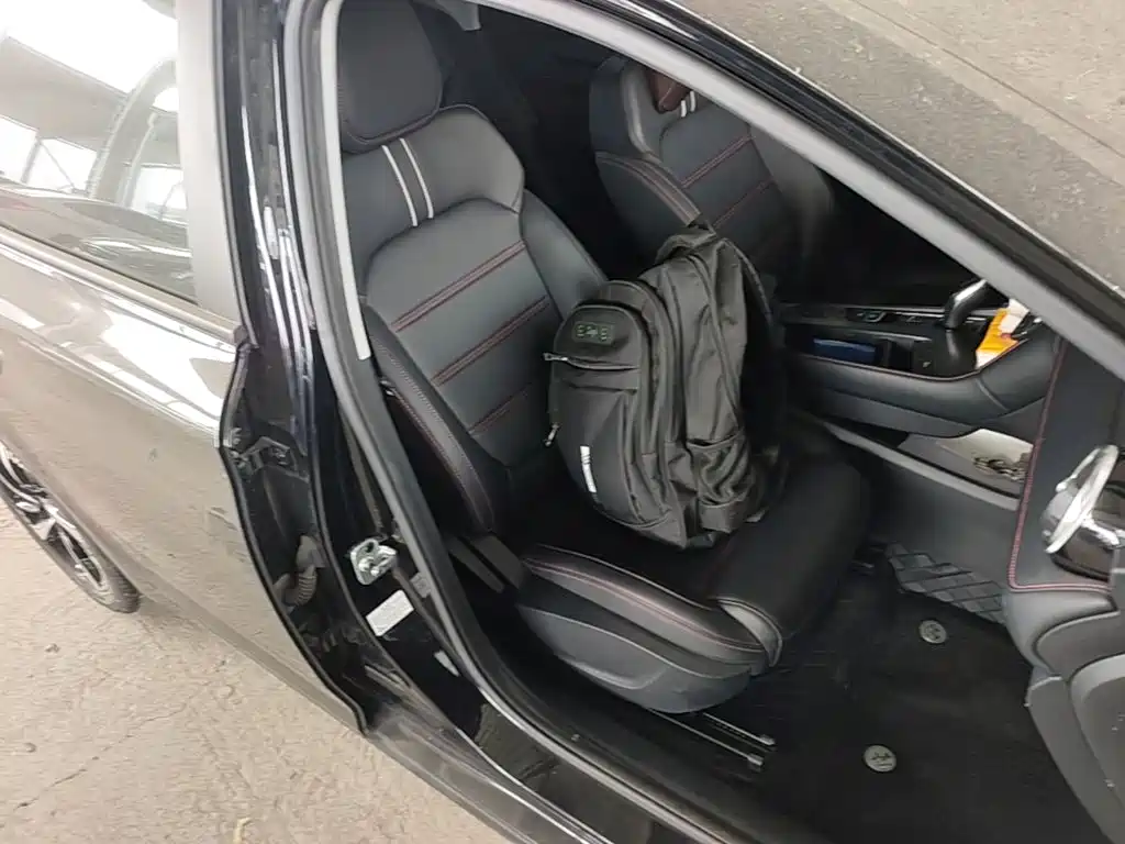 MG MG6 — миниатюра 25