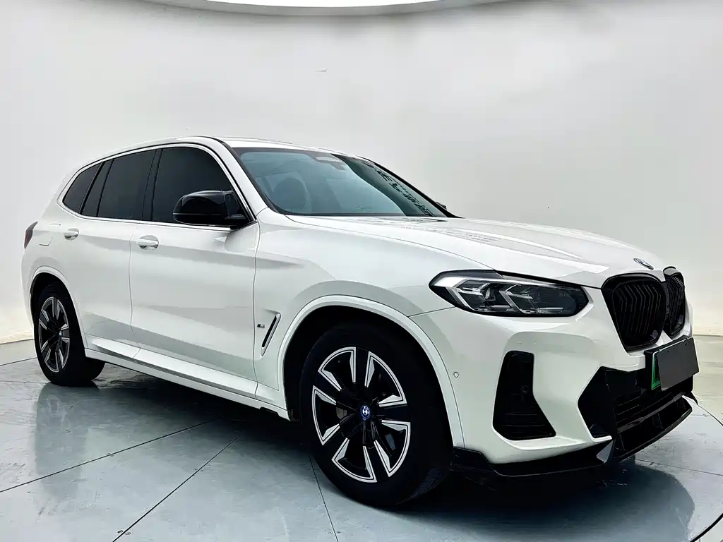 BMW iX3 — миниатюра 4