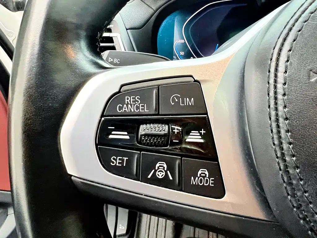 BMW iX3 — миниатюра 22