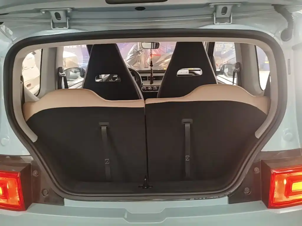 Wuling MINIEV — миниатюра 19
