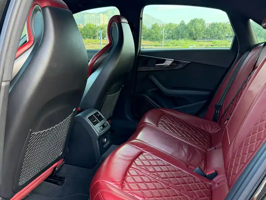 Audi S4 — миниатюра 6