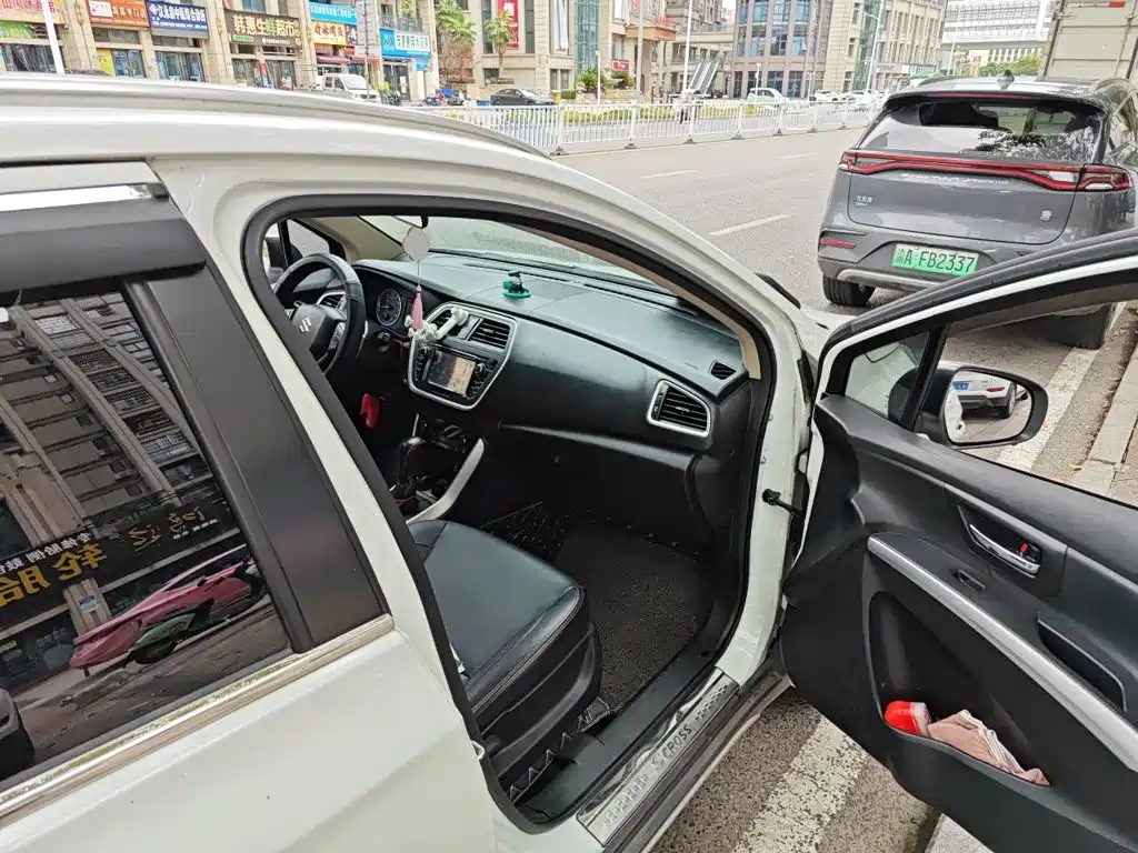 Suzuki S-Cross — миниатюра 23