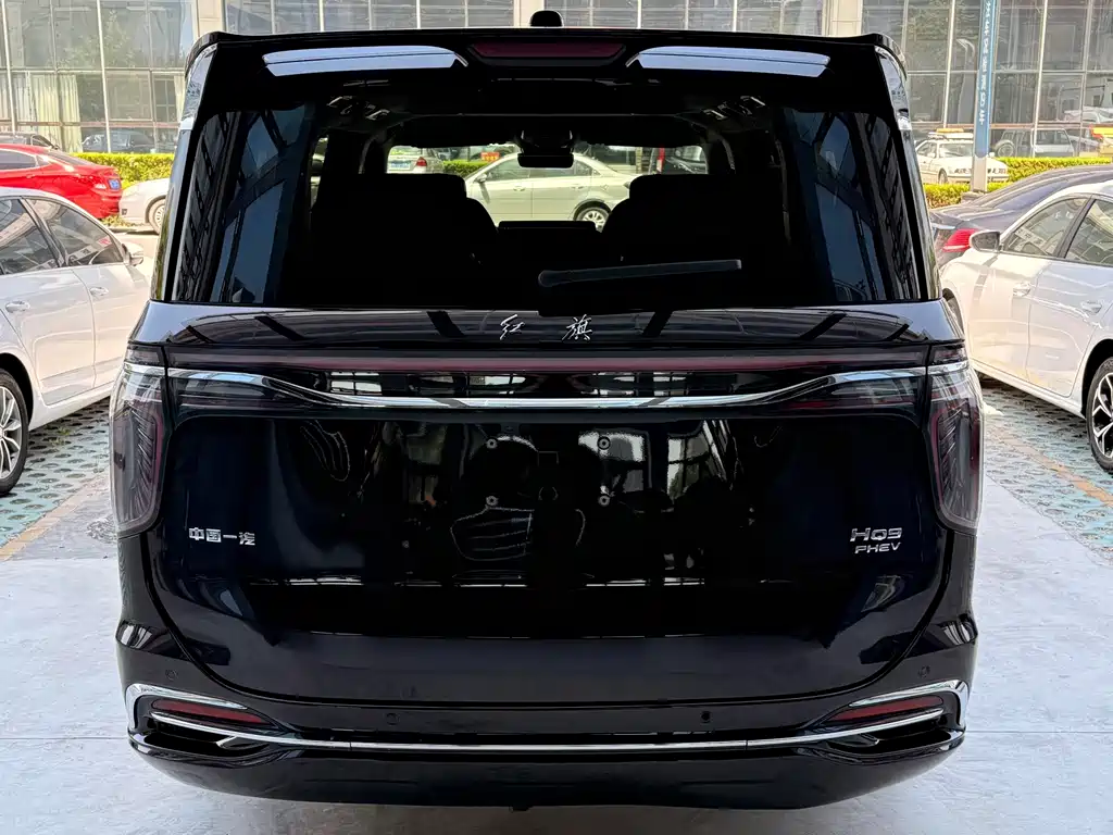 Hongqi Hongqi HQ9 PHEV — миниатюра 5