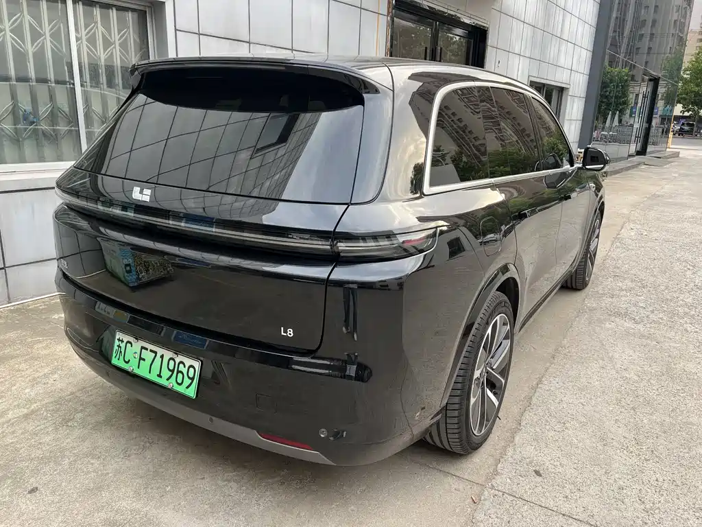 Li Auto L8 2025 Ultra
