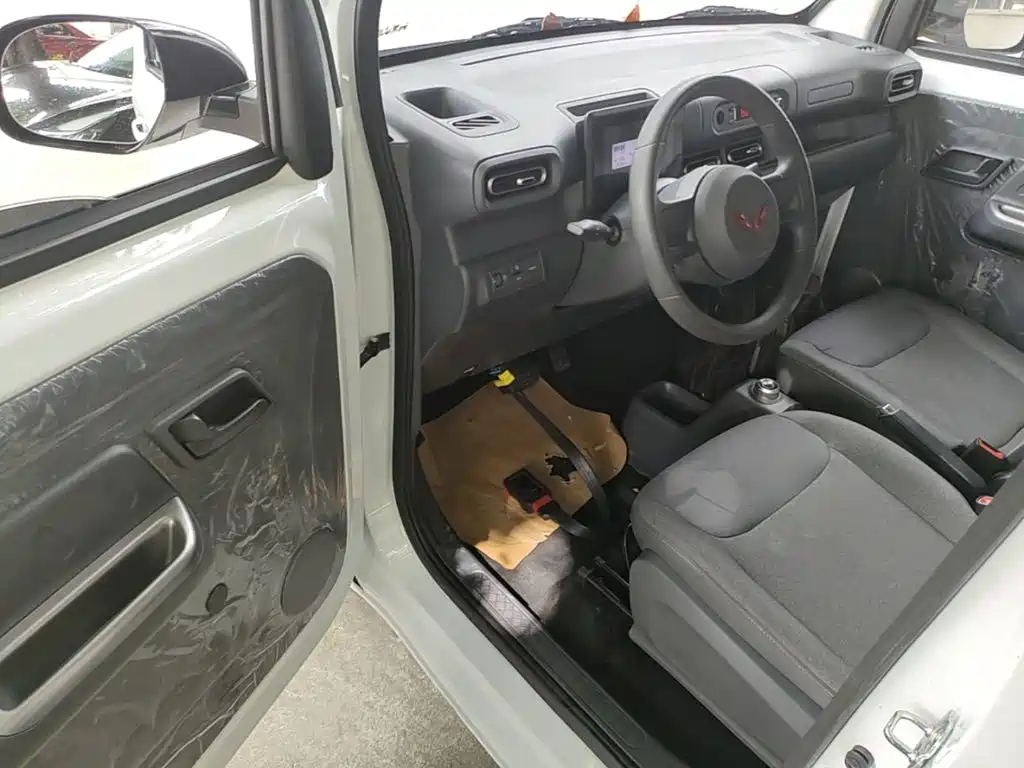 Wuling Zhiguang EV — миниатюра 16