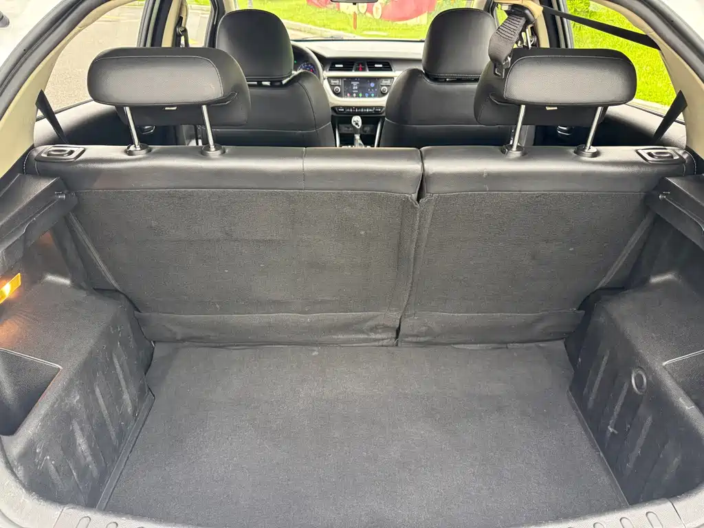 Geely Vision X3 — миниатюра 24