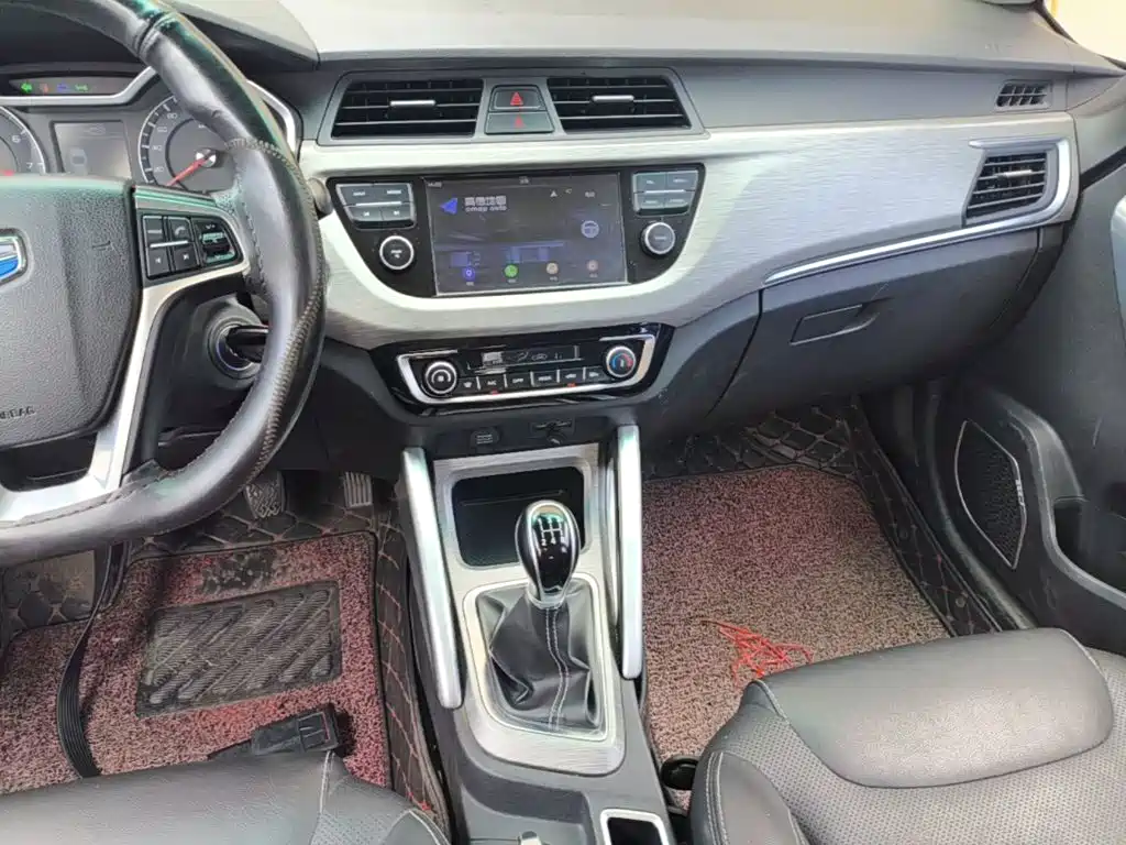 Geely Vision X3 — миниатюра 13