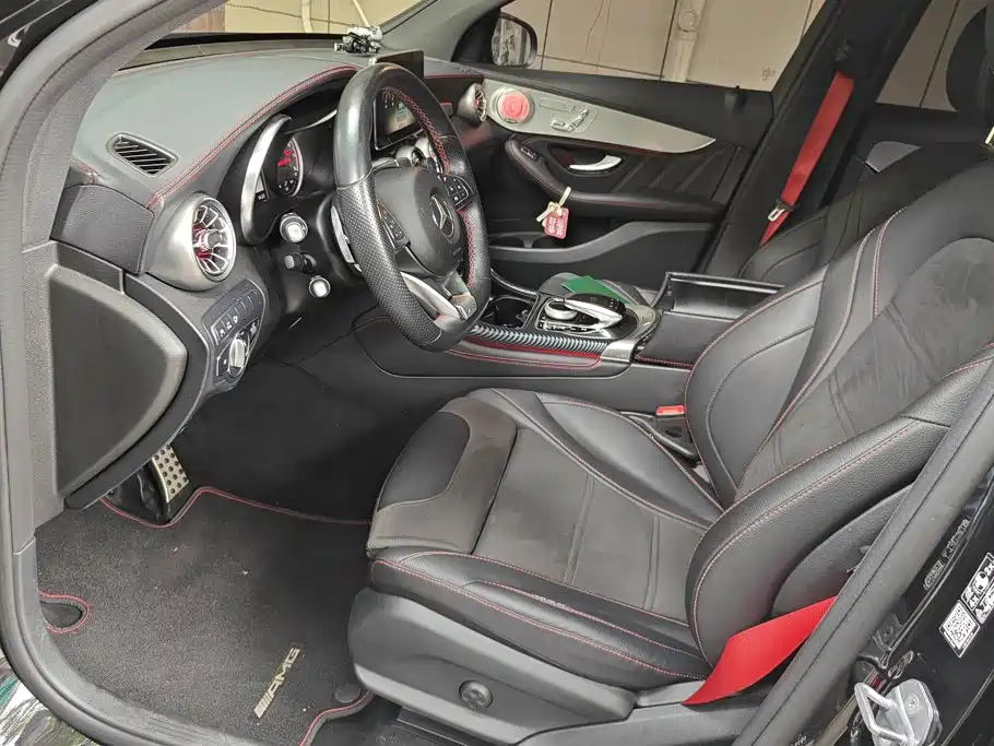 Mercedes-Benz GLC Coupe AMG — миниатюра 9