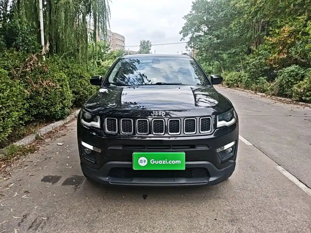 Jeep Compass — миниатюра 3