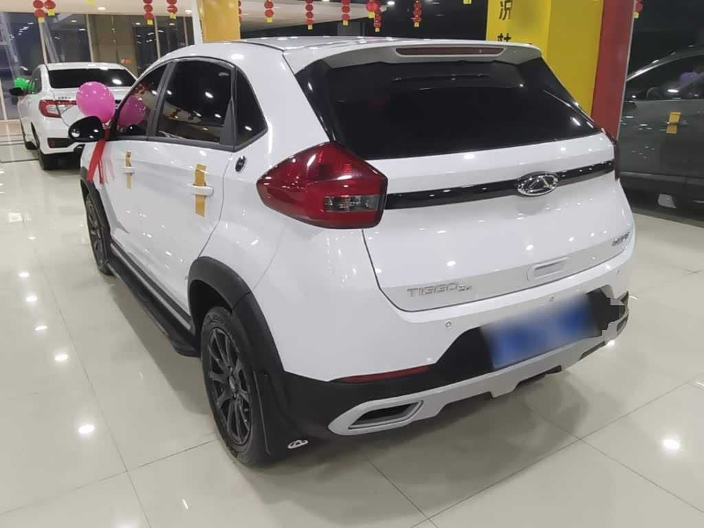 CHERY Tiggo 3x 1.5 л 2024 г. Белый, пробег 33400 км