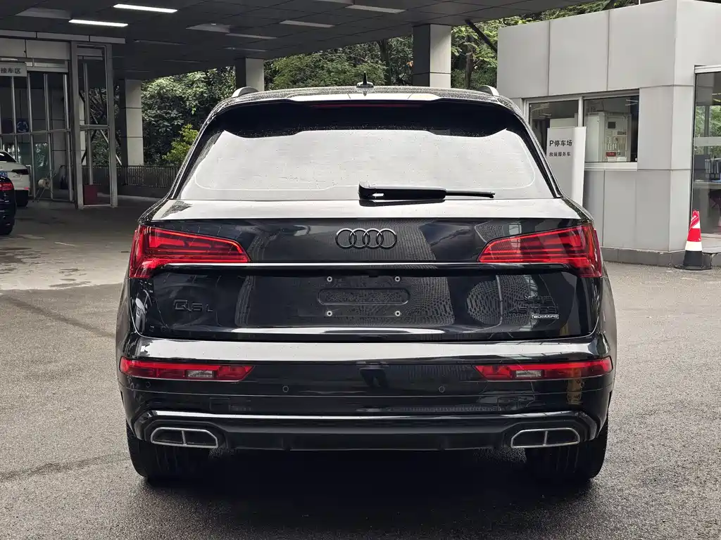 Audi Q5L 2022 40T Luxury