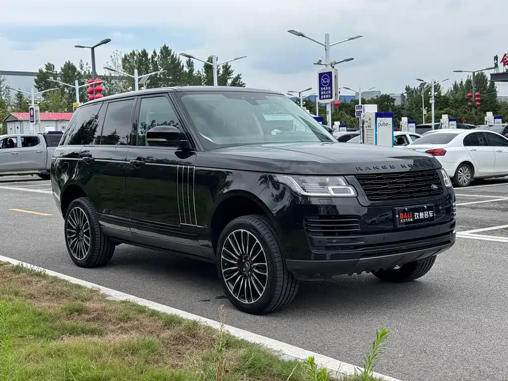 Land Rover Range Rover — миниатюра 3