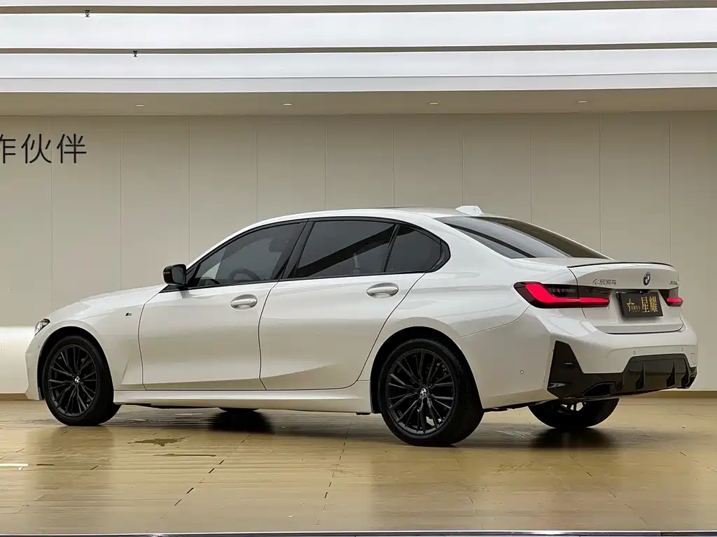 BMW 3 Series — миниатюра 23