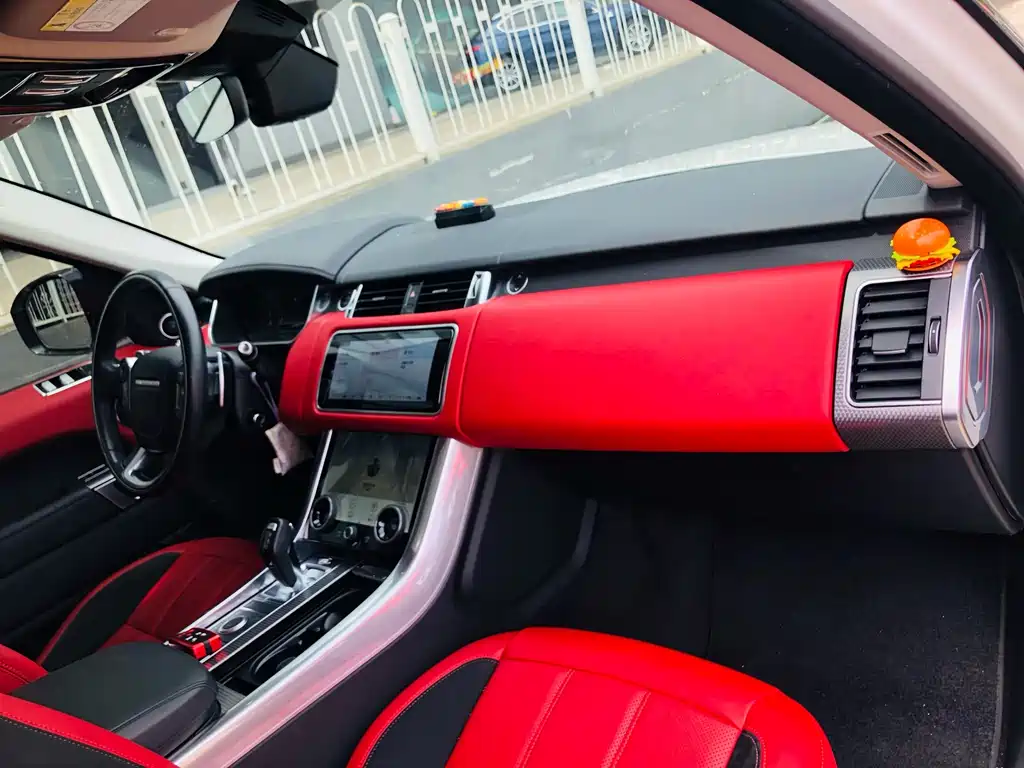 Land Rover Sport — миниатюра 12