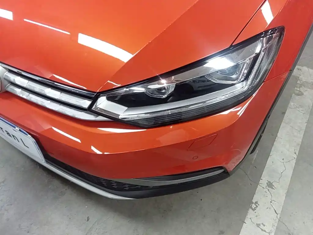 Volkswagen Touran — миниатюра 24