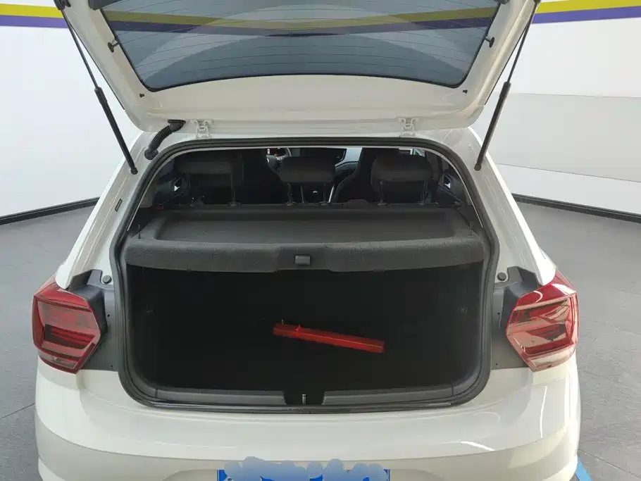 Volkswagen Polo — миниатюра 4