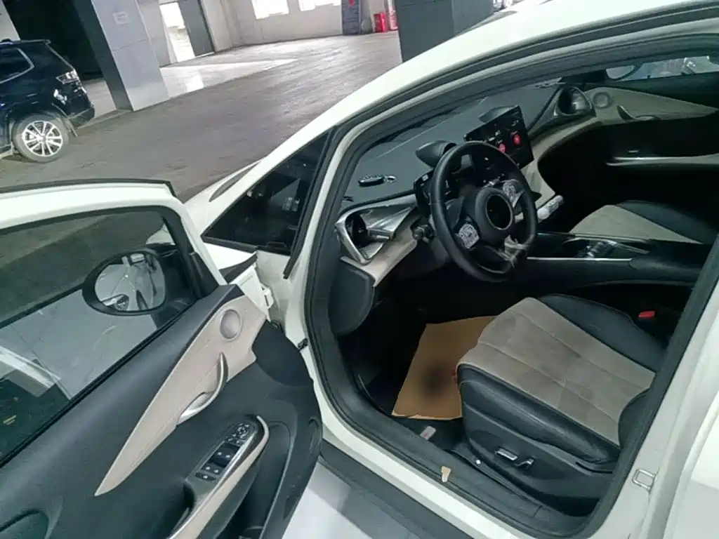BYD Dolphin — миниатюра 16