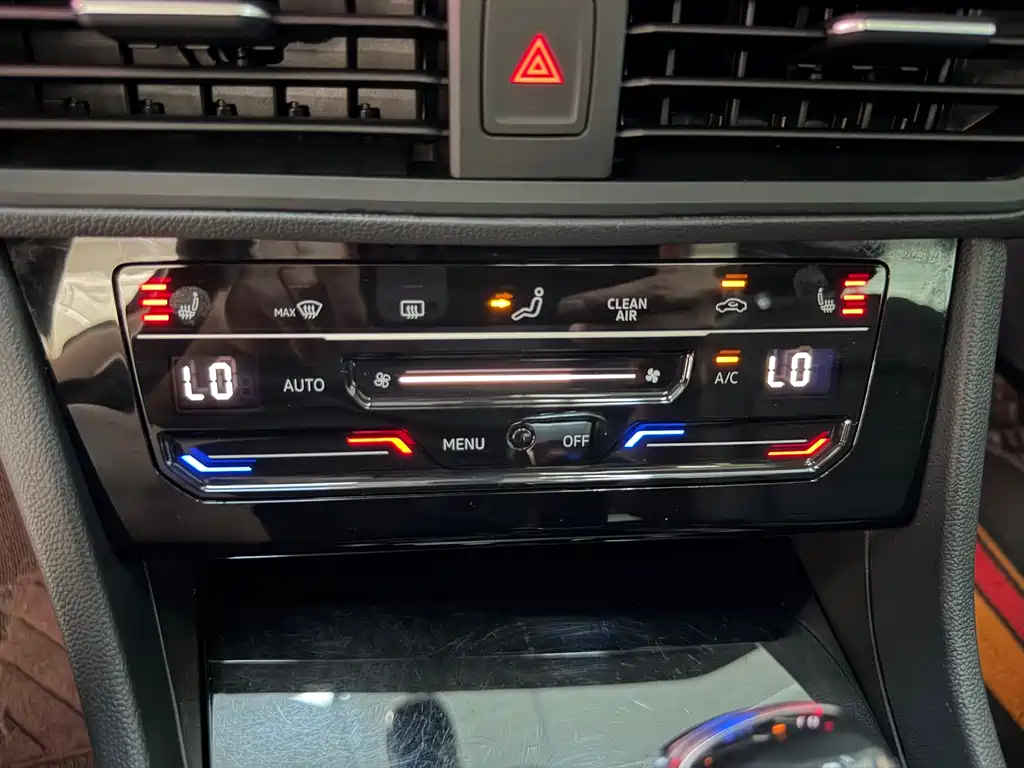 Volkswagen Sagitar 2021 280TSI DSG Comfort Smart Connect