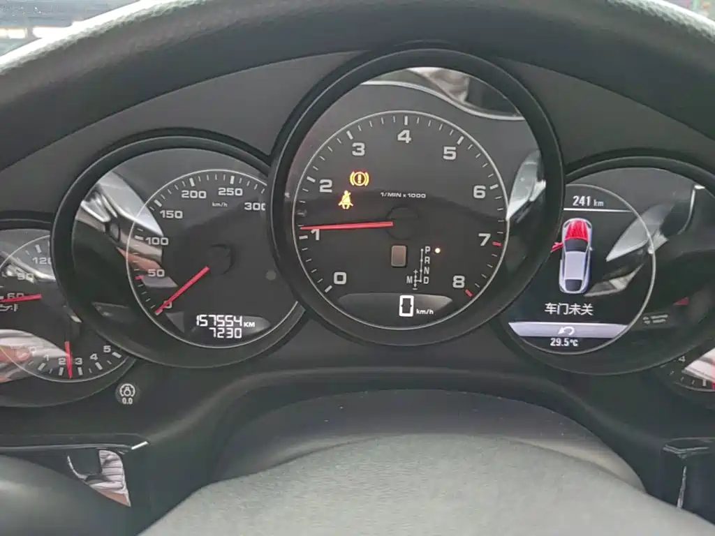 Porsche Panamera — миниатюра 18