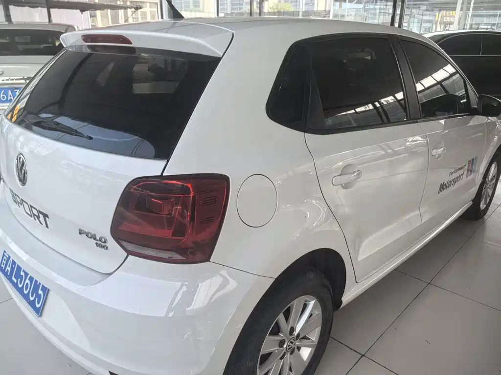 Volkswagen Polo — миниатюра 7