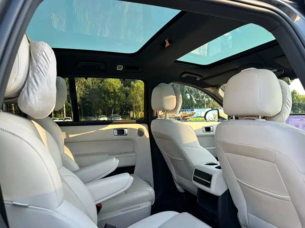 Li Auto Li L8 — миниатюра 18