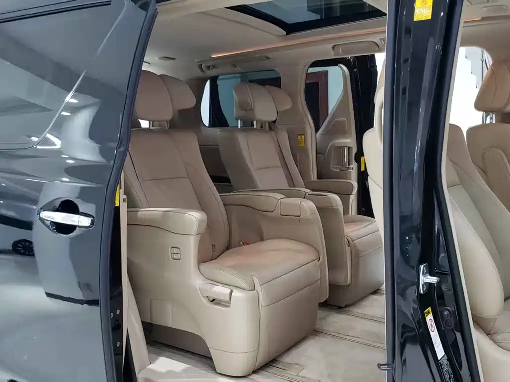 Toyota Alphard 2012 3.5L Luxury
