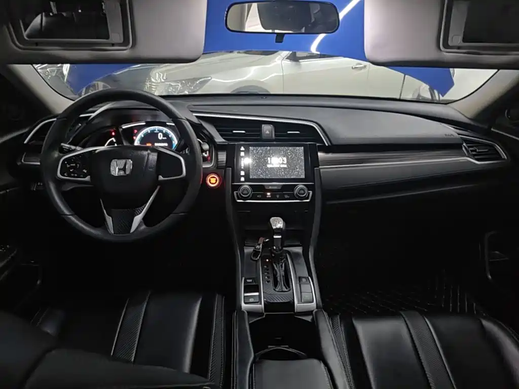 Honda Civic — миниатюра 10