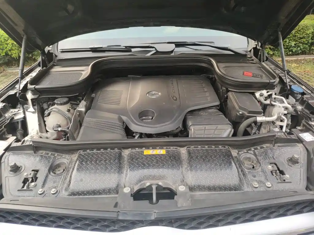 Mercedes-Benz GLS — миниатюра 11