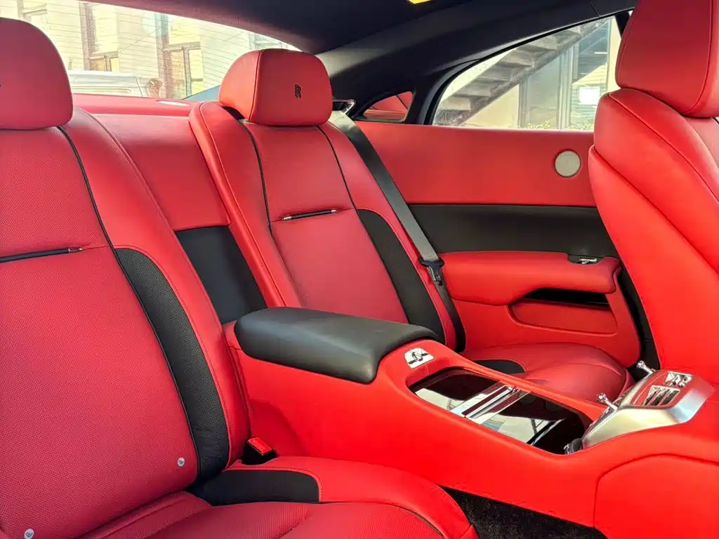 Rolls-Royce Wraith — миниатюра 16