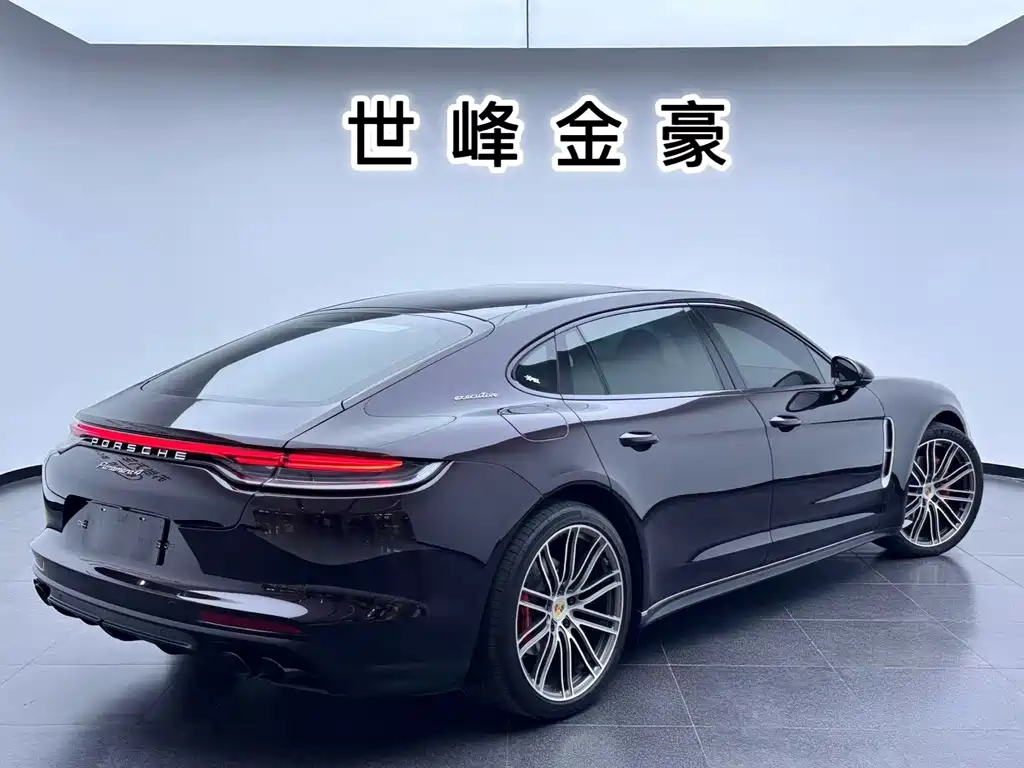 Porsche Panamera — миниатюра 32