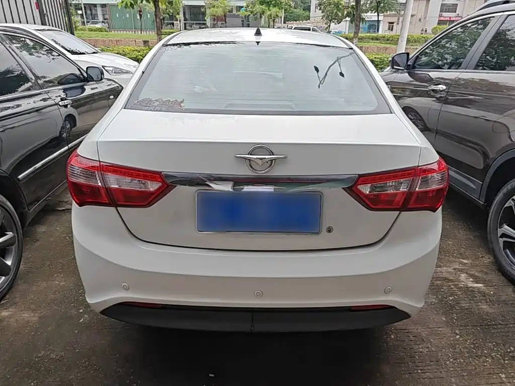 Haima M3 2016 1.5L MT Comfort