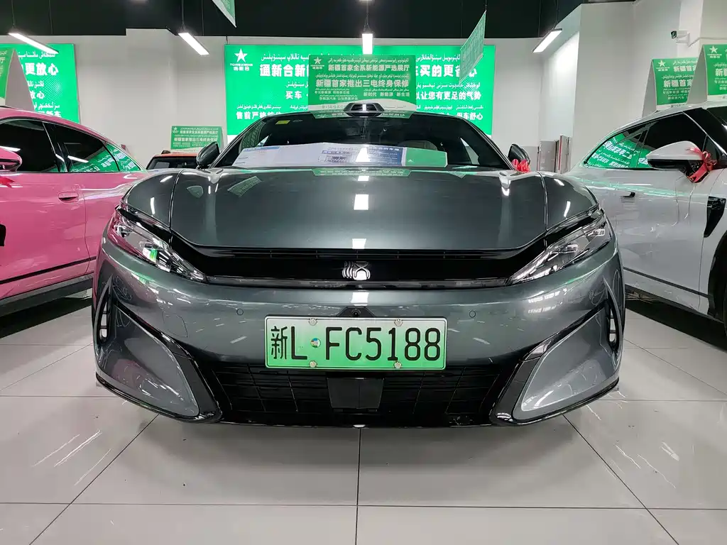 BYD Han L 2025 DM-p Flagship