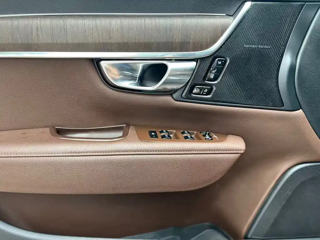 Volvo V90 — миниатюра 9