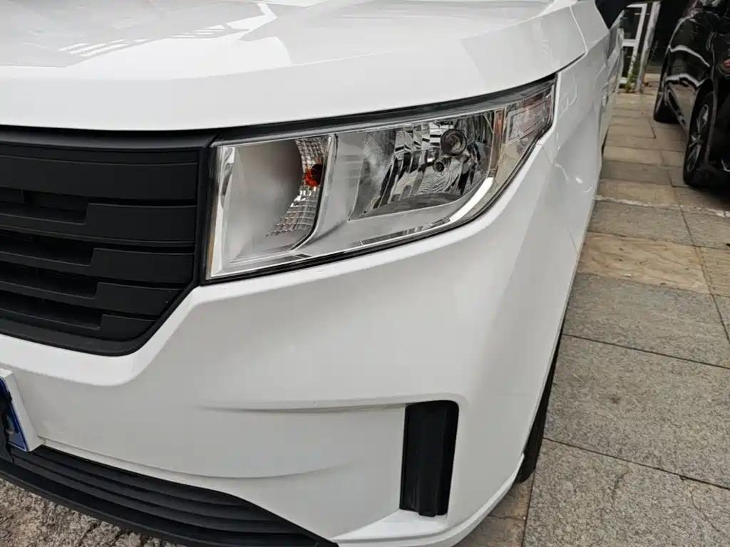 Wuling Hongguang PLUS — миниатюра 24