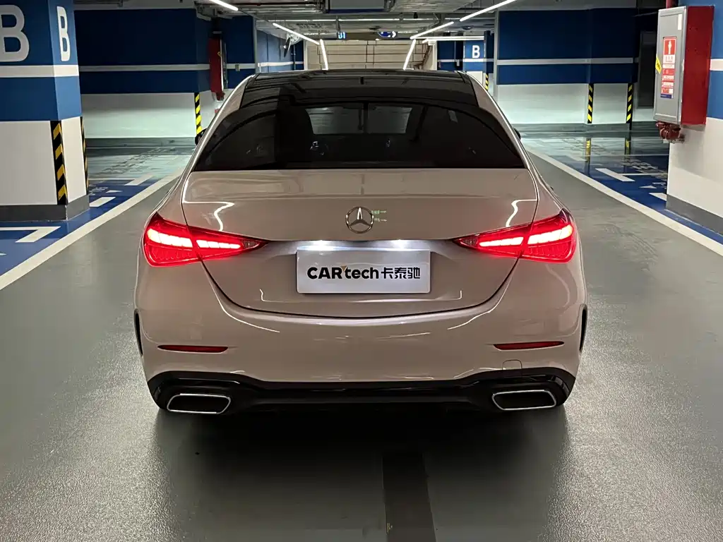 Mercedes-Benz C-Class — миниатюра 15