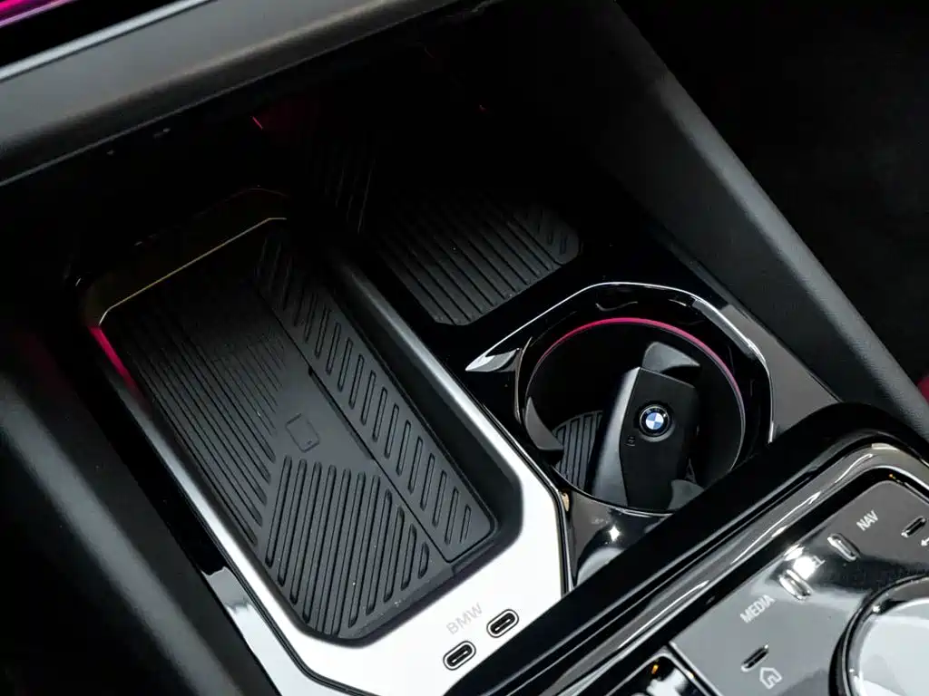 BMW 5 Series — миниатюра 21