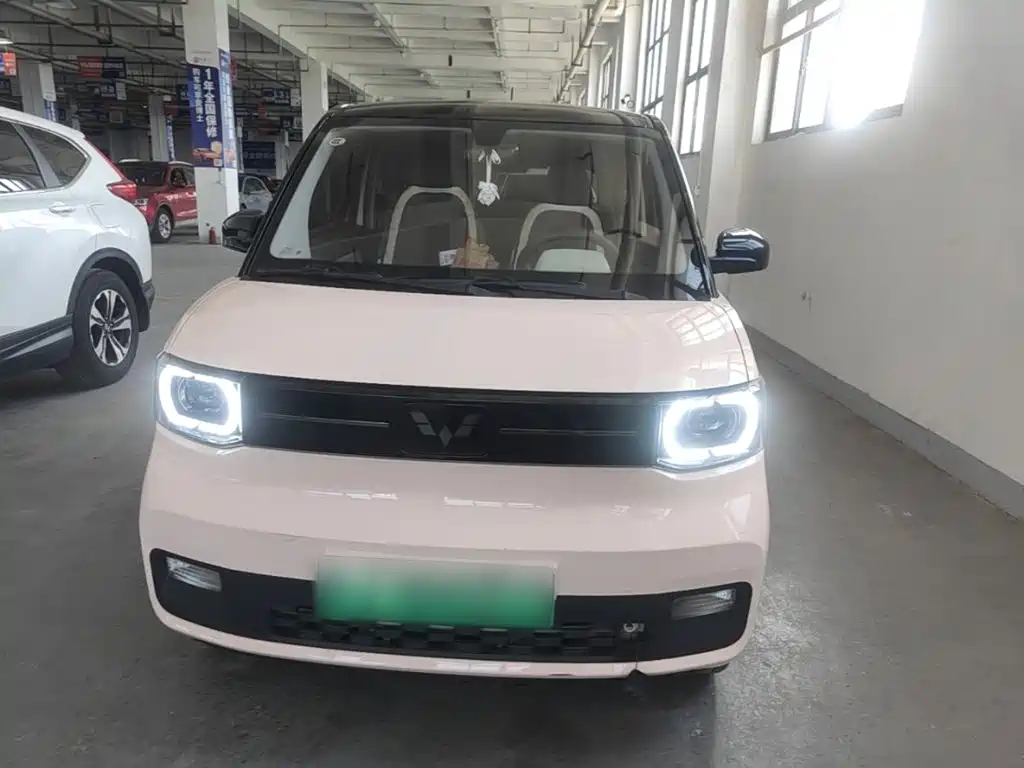 Wuling MINIEV — миниатюра 3