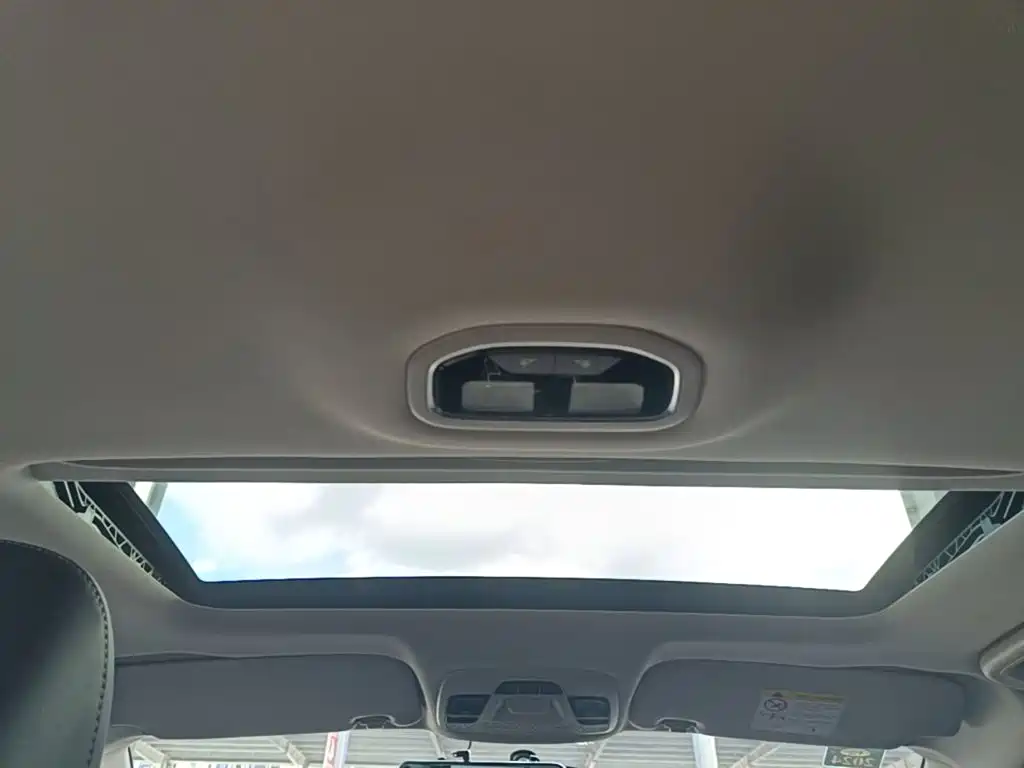Geely Emgrand — миниатюра 18