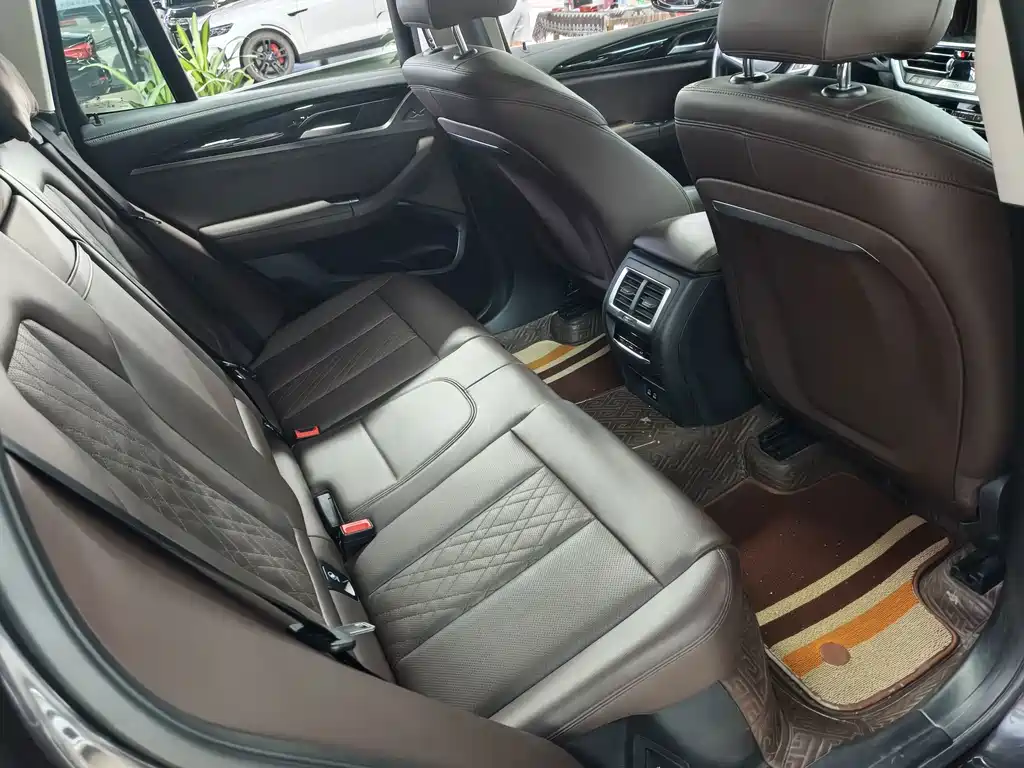 BMW X3 — миниатюра 4