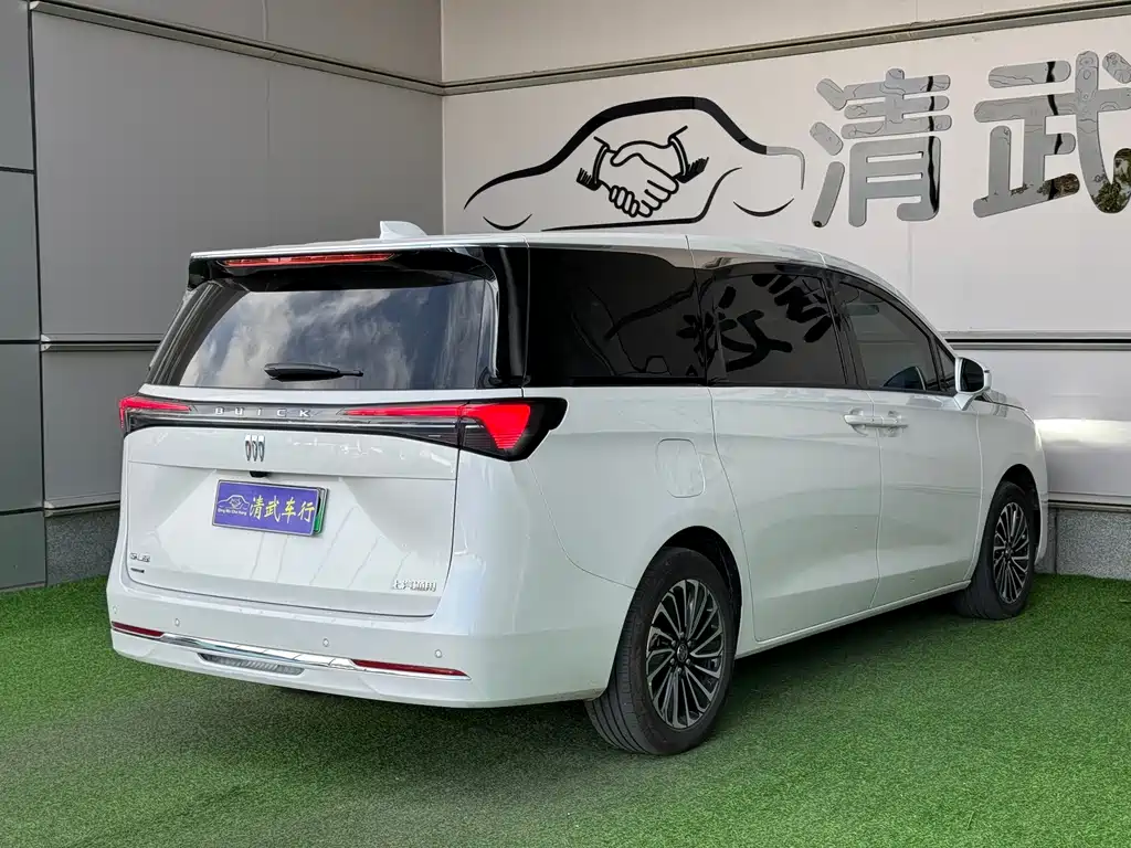 Buick GL8 Hybrid — миниатюра 15