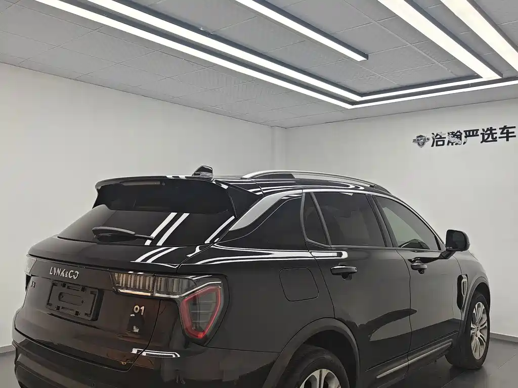Lynk & Co 01 — миниатюра 6