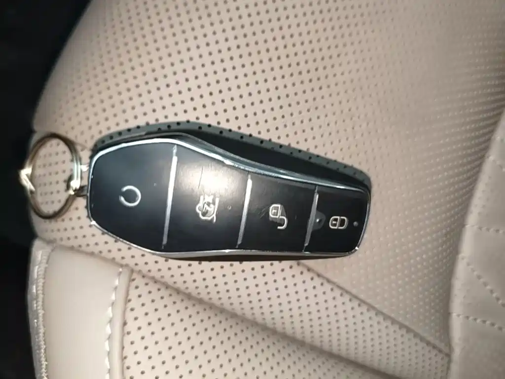 BYD Han — миниатюра 9
