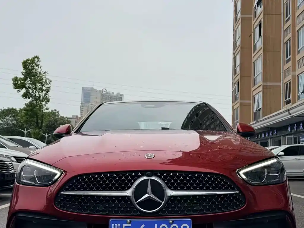 Mercedes-Benz C-Class — миниатюра 2